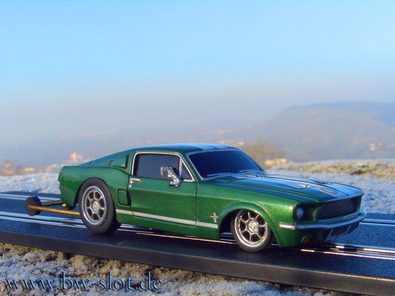 1967er Ford Mustang Fastback Dragster@Carrera Bahnamericana.jpg