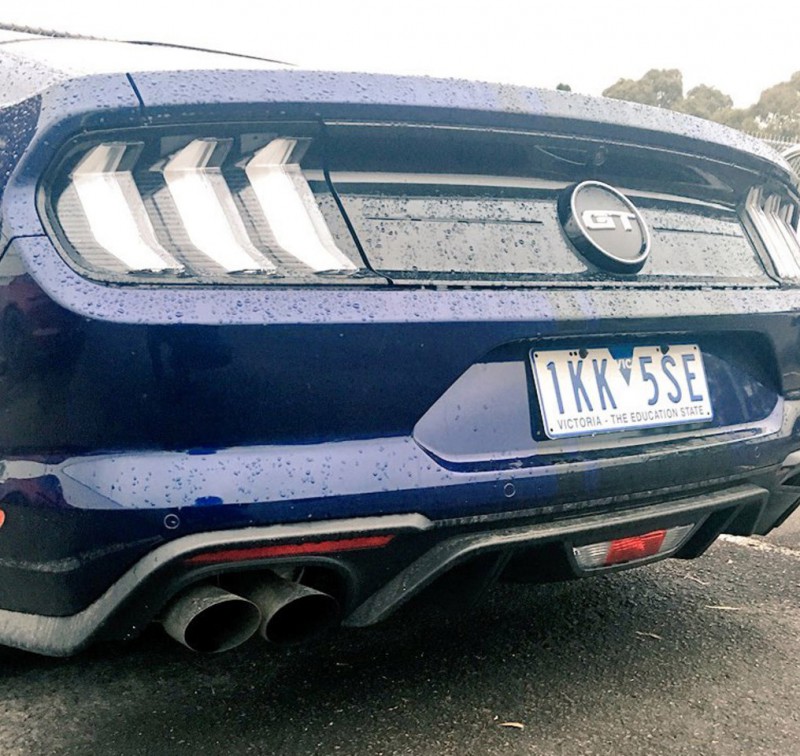 2018-Ford-Mustang-3.jpg