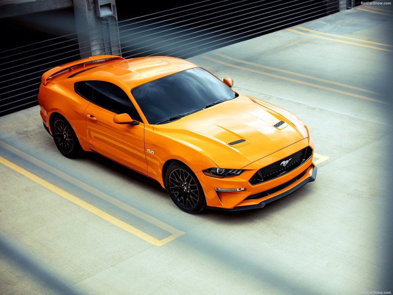 Ford-Mustang_GT-2018-1600-02.jpg